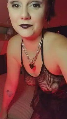 I miss going to swingers/sex clubs, this outfit needs to be seen!