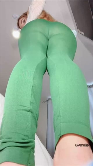 I wanna bite a penis with my winking asshole