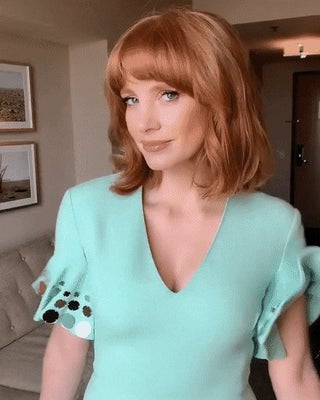 Jessica Chastain shimmy