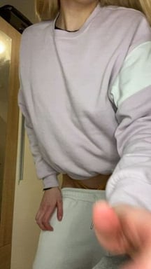 Wanna put some cream in my cake?