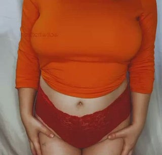 Velma is back with another titty drop! (Velma from Scooby Doo by thelittlestwillow)