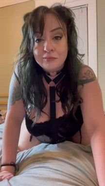 Tail, toes and squirts.