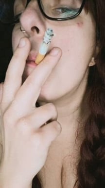 Taks a tour of my smoke filled mouth