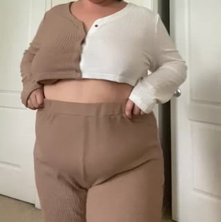 How attractive does my belly look here