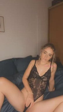 I have a secret: I love playing with myself