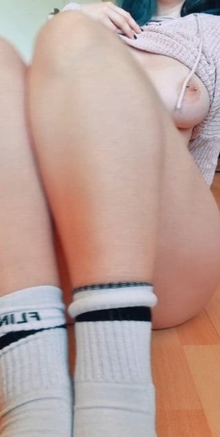 Spread my legs like that and make me scream