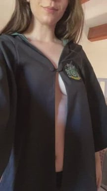 I have magic powers I can make my clothes disappear [f]