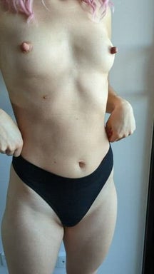 Are you more a small breasts or booty dude