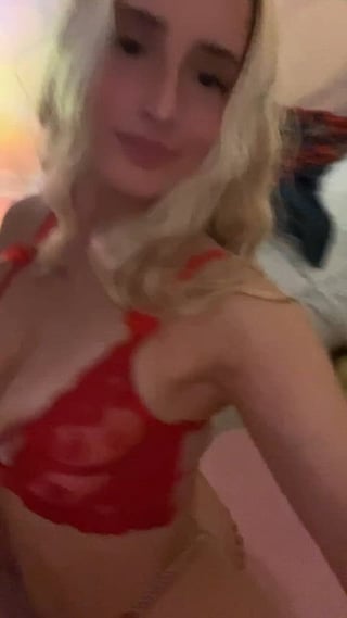 For lovers of bouncy butts