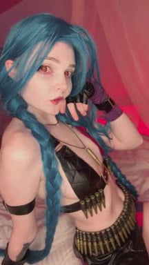 Jinx from league of legends by FluffyEllie