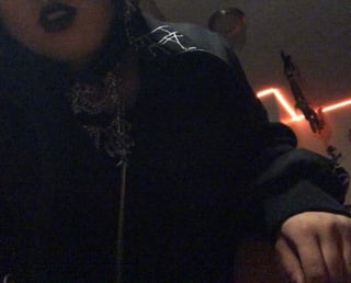 Wondering youd like a Filipina goth like me