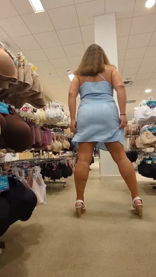 Always dress appropriately for shopping