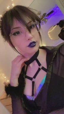 Do you like my outfit?