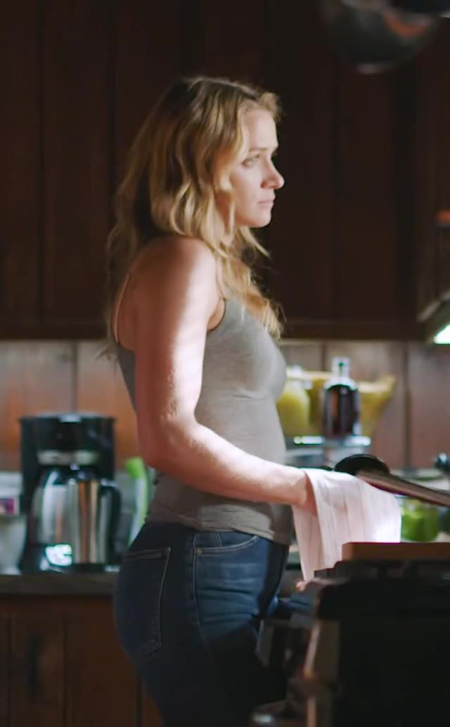 Shantel VanSanten