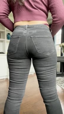 Think My booty looks good in those jeans
